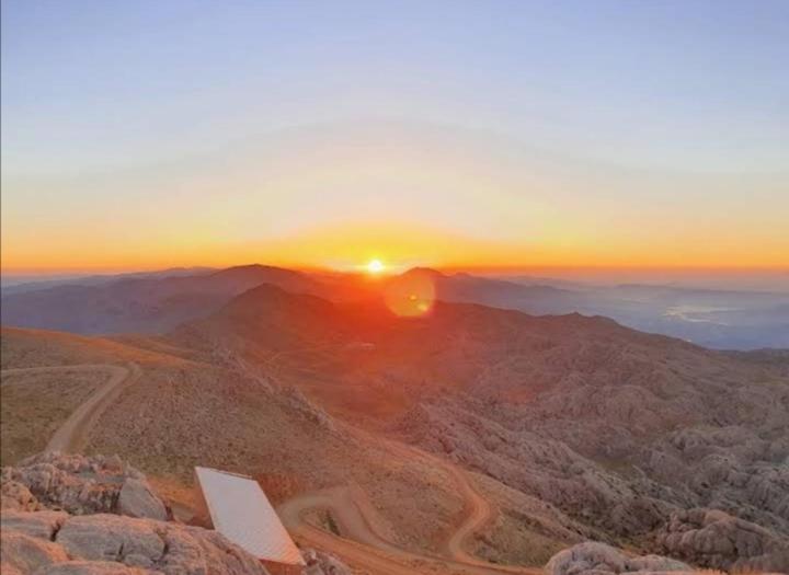 Nemrut Dagi Isik Pansi̇On Karadut (Adiyaman) Exterior foto