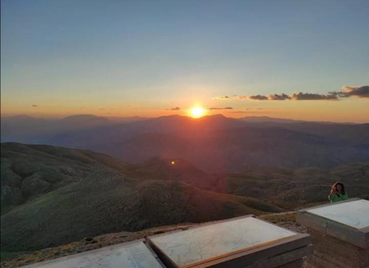 Nemrut Dagi Isik Pansi̇On Karadut (Adiyaman) Exterior foto